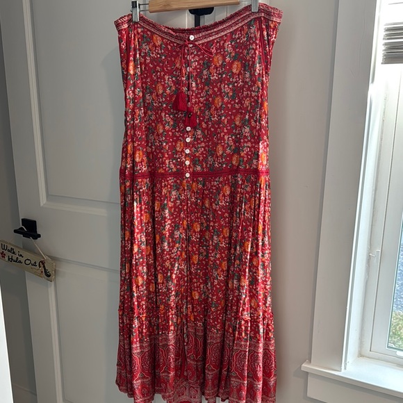 Designer Tulle & Batiste XL Rayon modern maxi skirt- stunning details! - Picture 1 of 10
